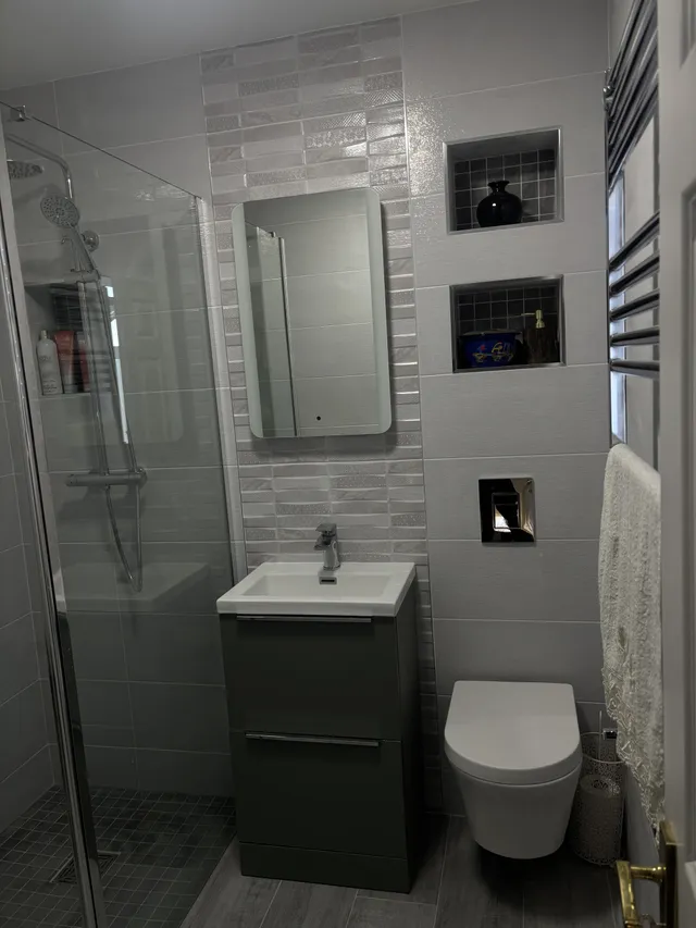Shower in a KB Tiling bathroom renovation